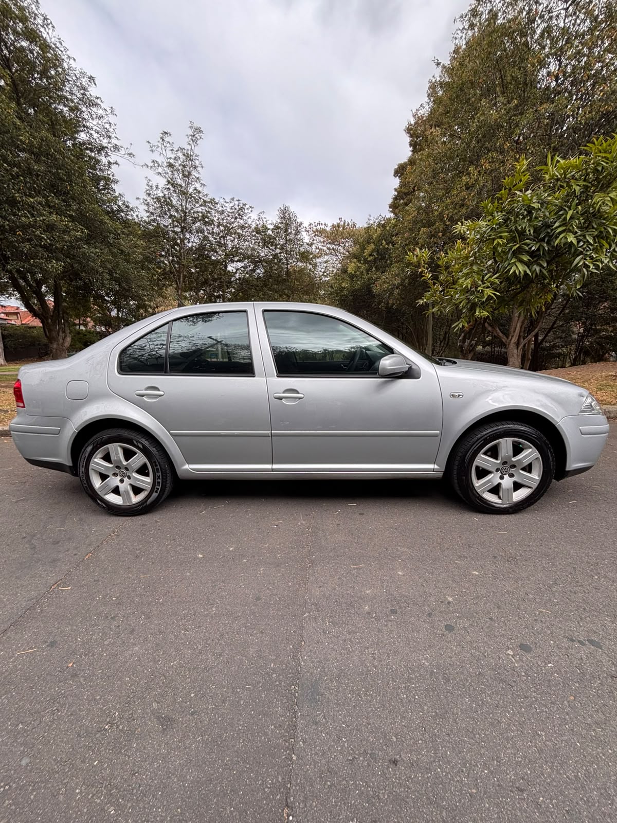 VOLKSWAGEN JETTA TRENDLINE 2011 - Imagen 8