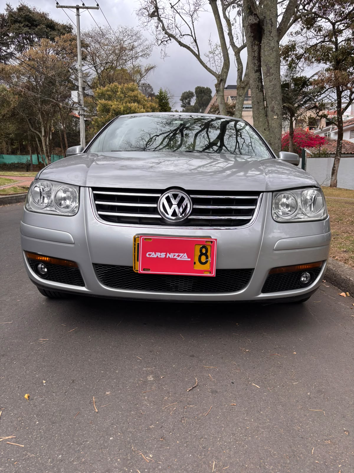 VOLKSWAGEN JETTA TRENDLINE 2011 - Imagen 2