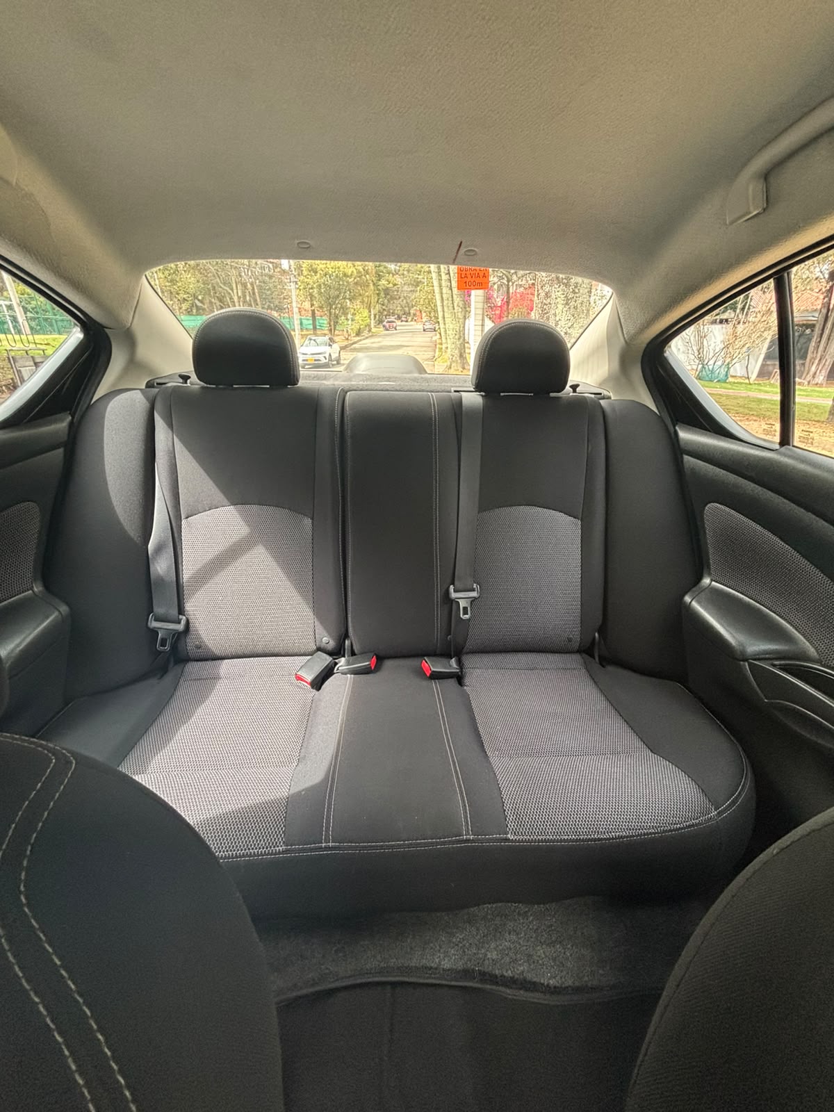 NISSAN VERSA ADVANCE 2015 - Imagen 14