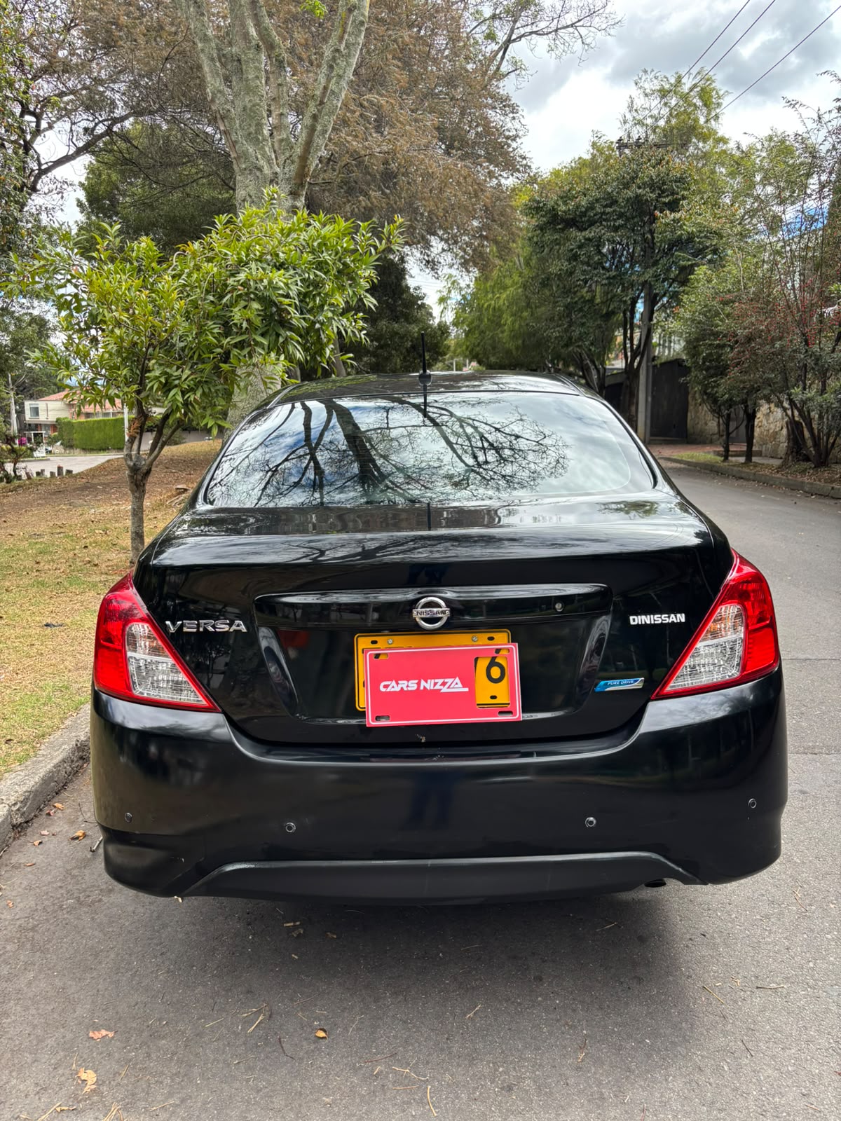 NISSAN VERSA ADVANCE 2015 - Imagen 6