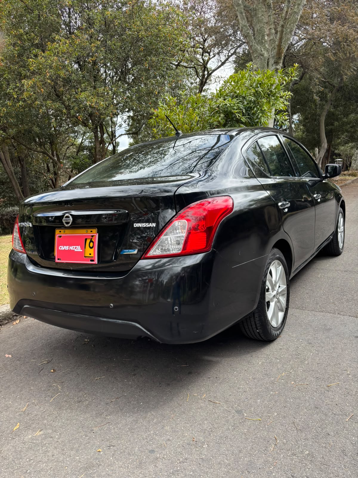 NISSAN VERSA ADVANCE 2015 - Imagen 3