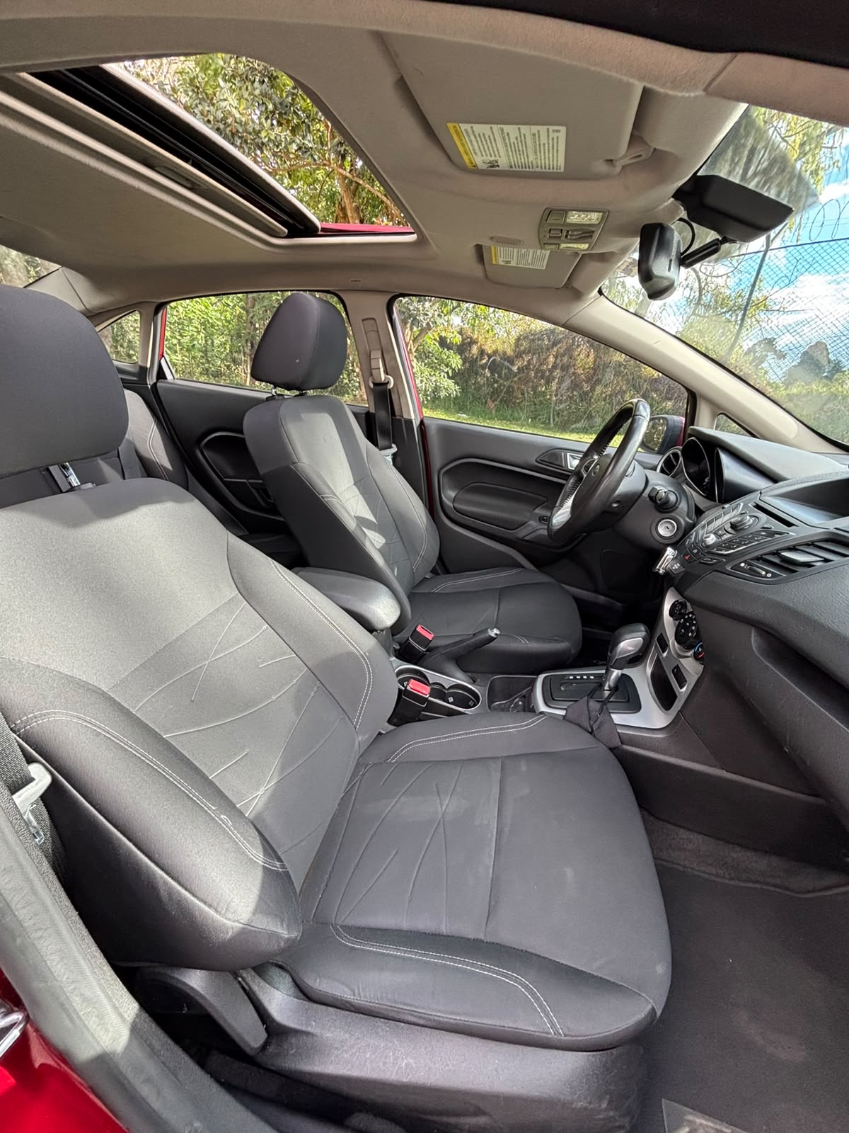 FORD FIESTA 2015 - Imagen 9