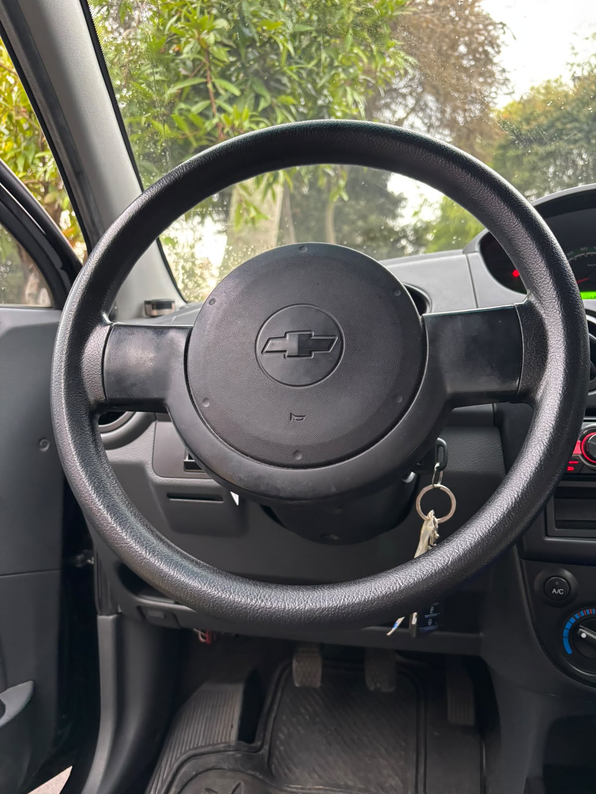 CHEVROLET SPARK LIFE 2015 - Imagen 13