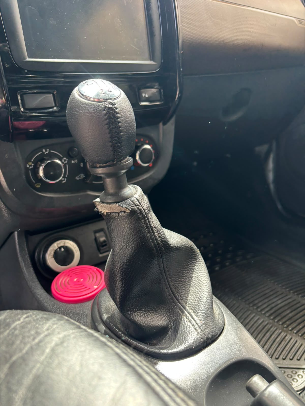 RENAULT DUSTER 4*4 2017 - Imagen 11