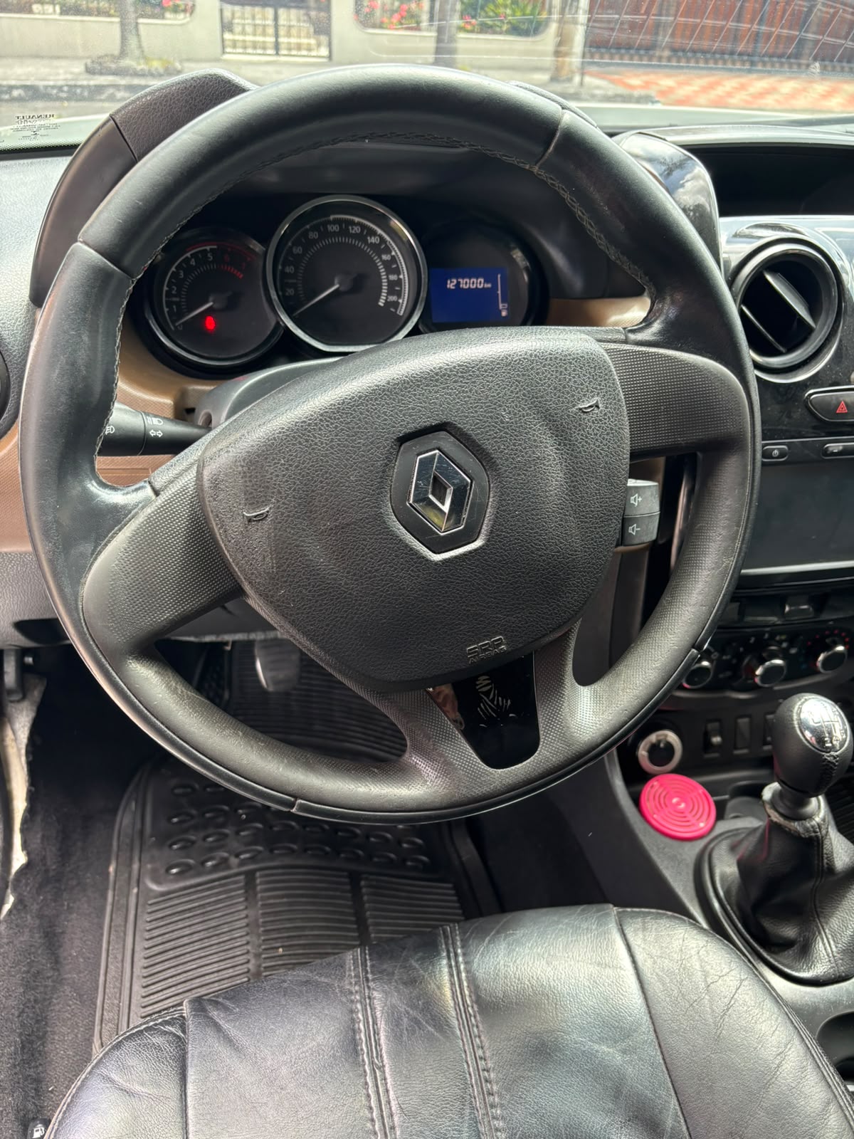 RENAULT DUSTER 4*4 2017 - Imagen 13